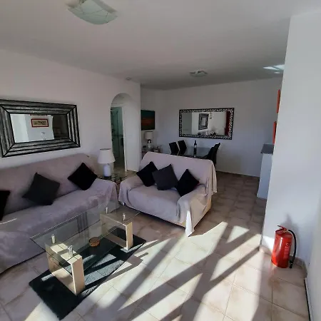 South Facing Apartment, Fantastic Sea Views,terrace, 300m *